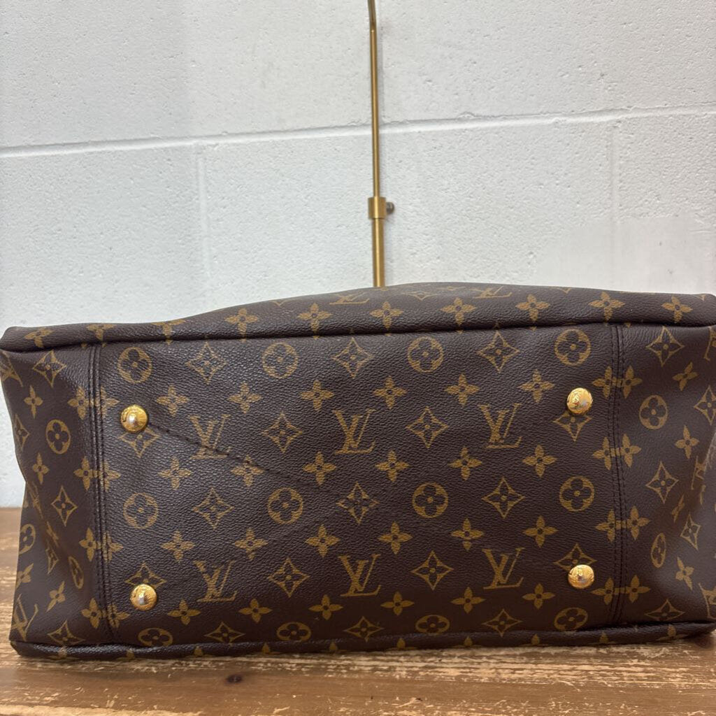 Louis Vuitton Artsy HANDBAGS MM Monogram