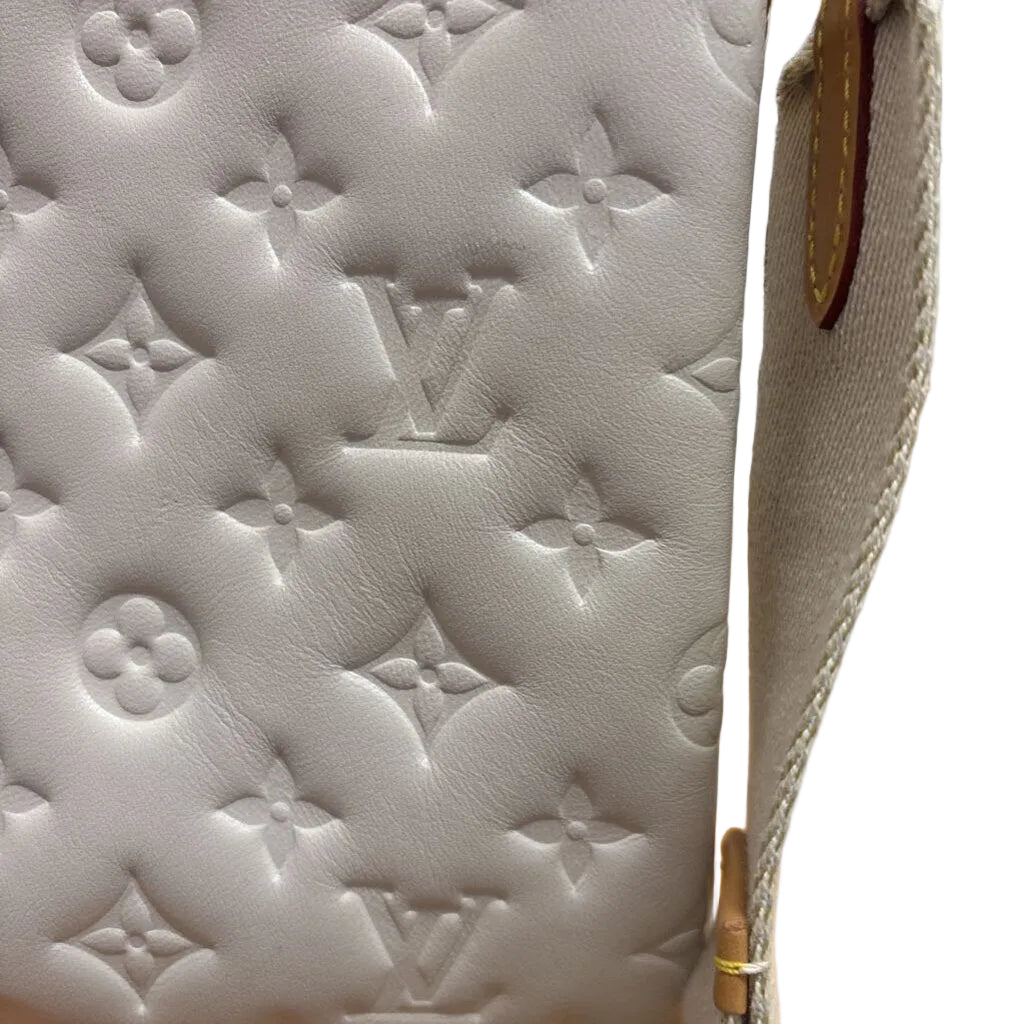 Louis Vuitton HANDBAGS white