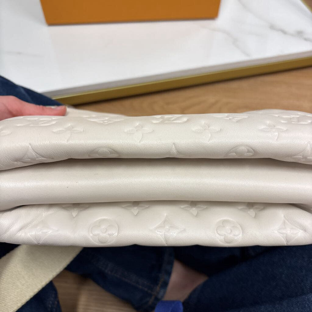 Louis Vuitton HANDBAGS white