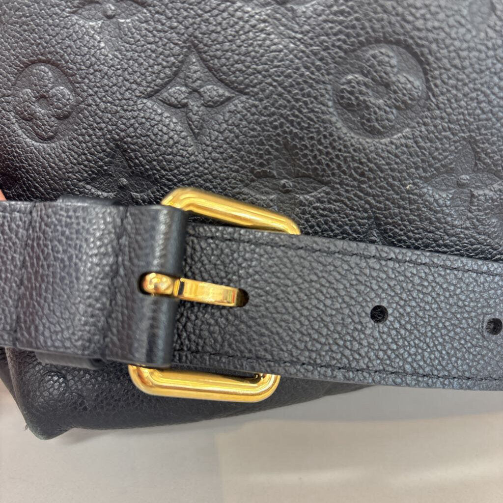 Louis Vuitton HANDBAGS Black