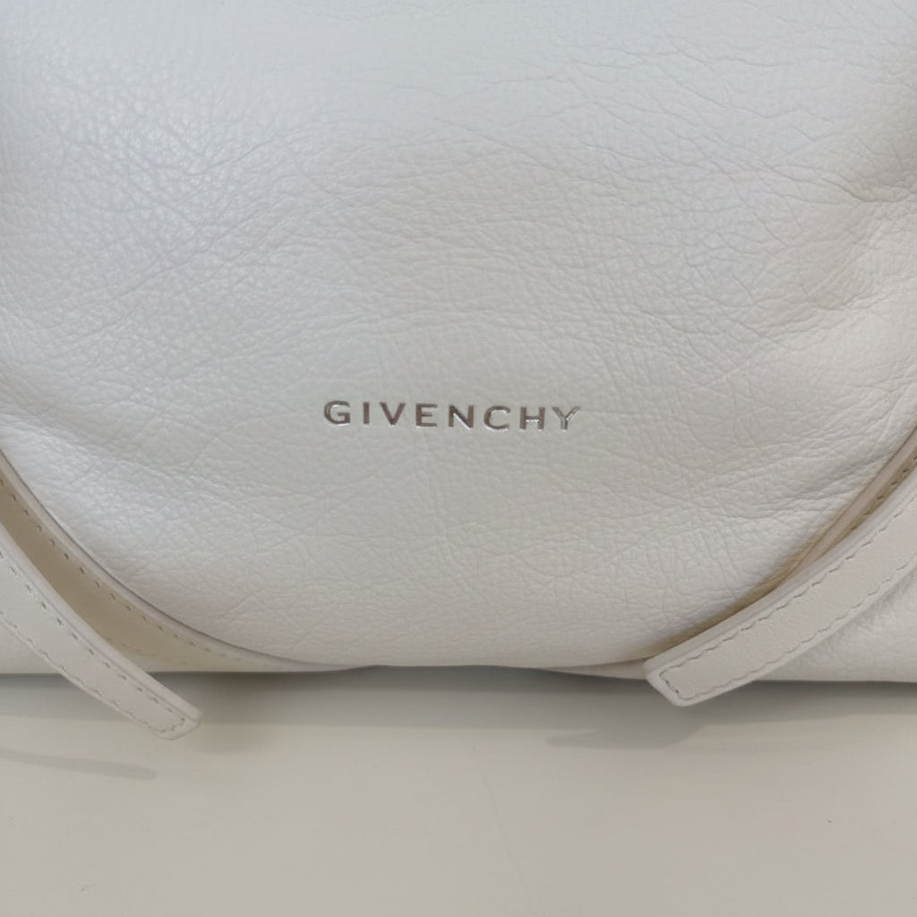 R-Givenchy BAG medium white