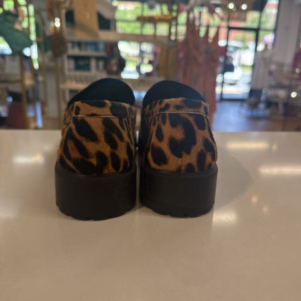 tory burch SHOES 9.5 cheetah