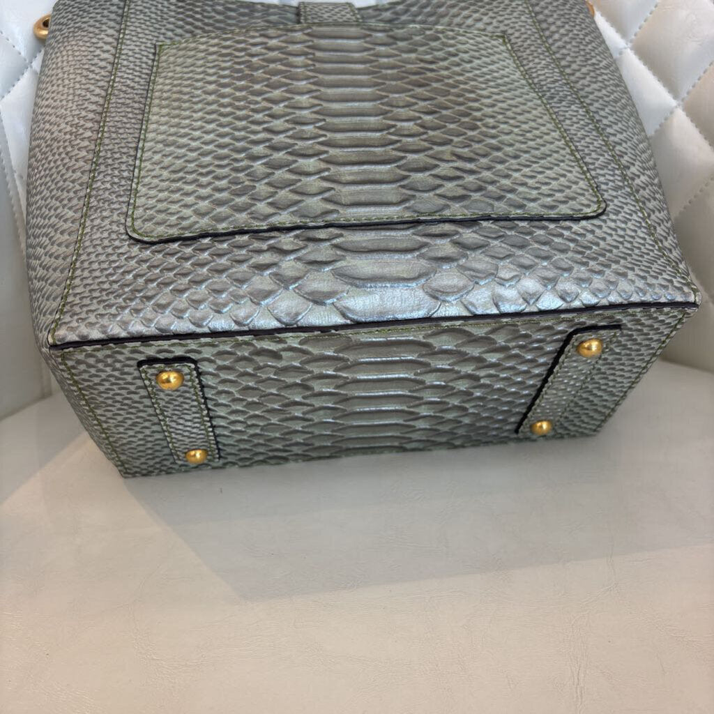 Dooney & Bourke HANDBAGS Blue