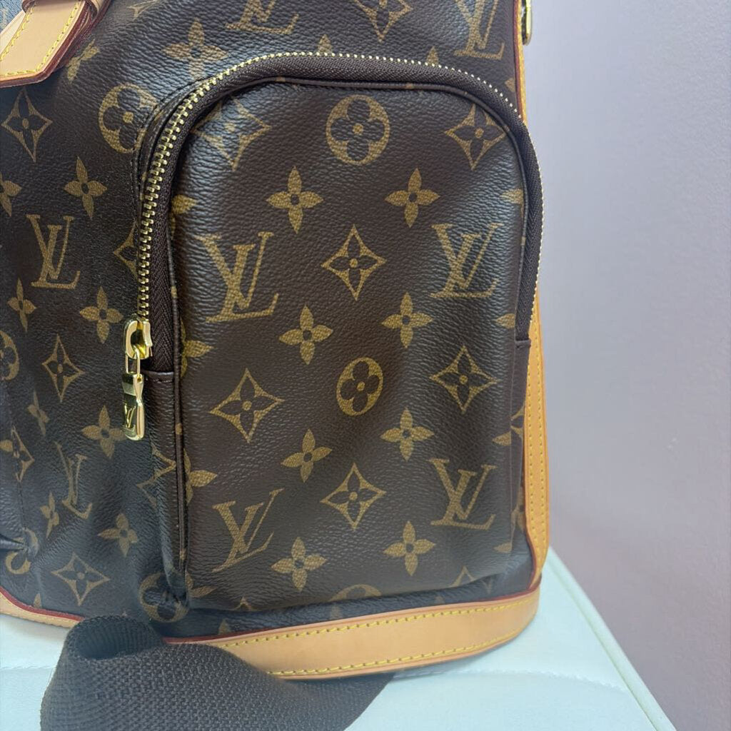 Louis Vuitton Bosphore HANDBAGS Mono