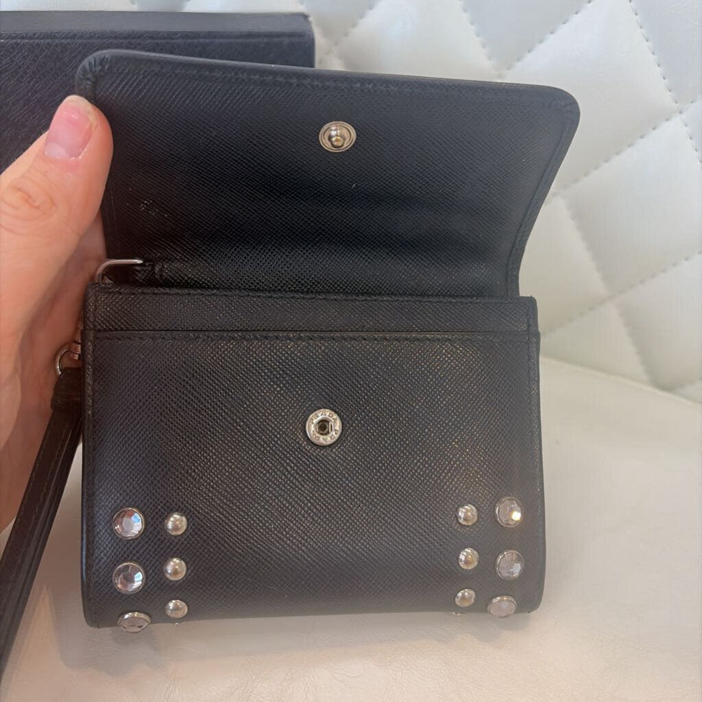 Prada -R WALLET black