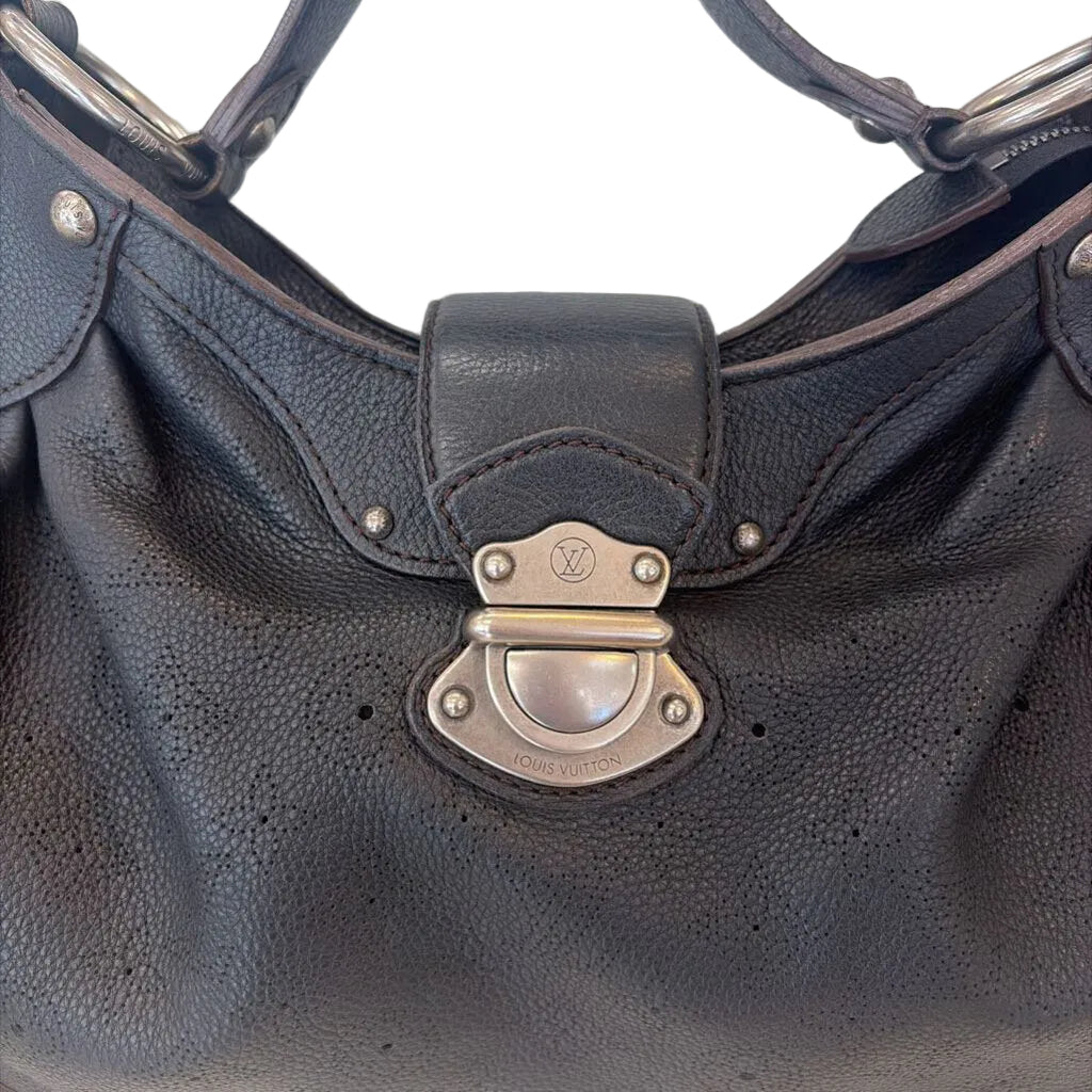 Louis Vuitton - R BAG black