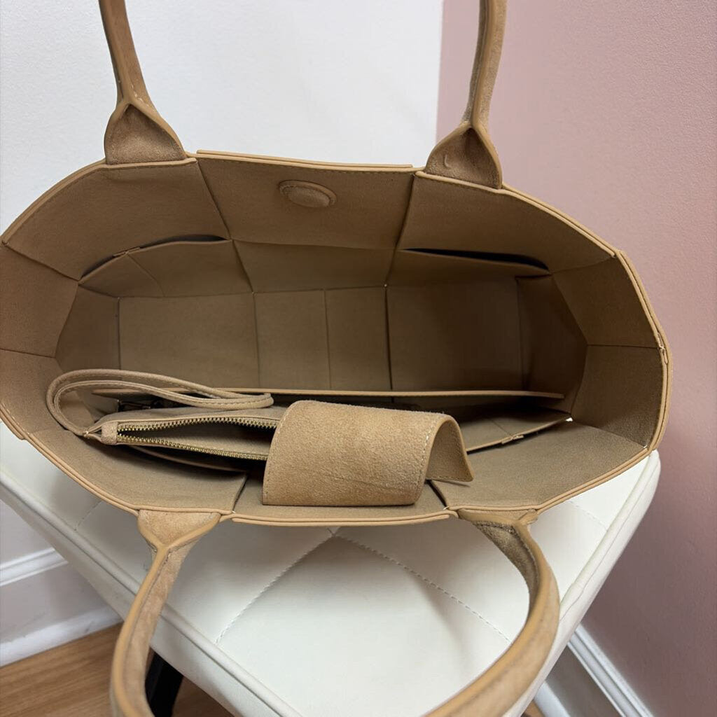J McLaughlin BAG tan