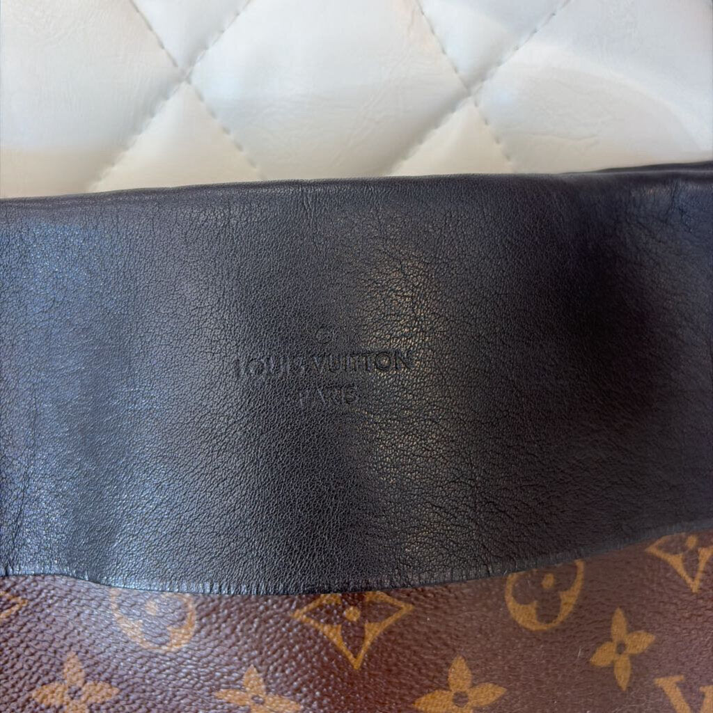 Louis Vuitton - R BAG monnogram