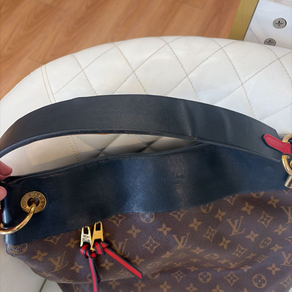 Louis Vuitton - R BAG monnogram