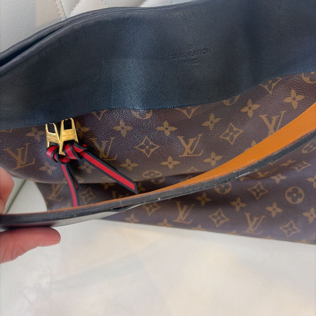 Louis Vuitton - R BAG monnogram