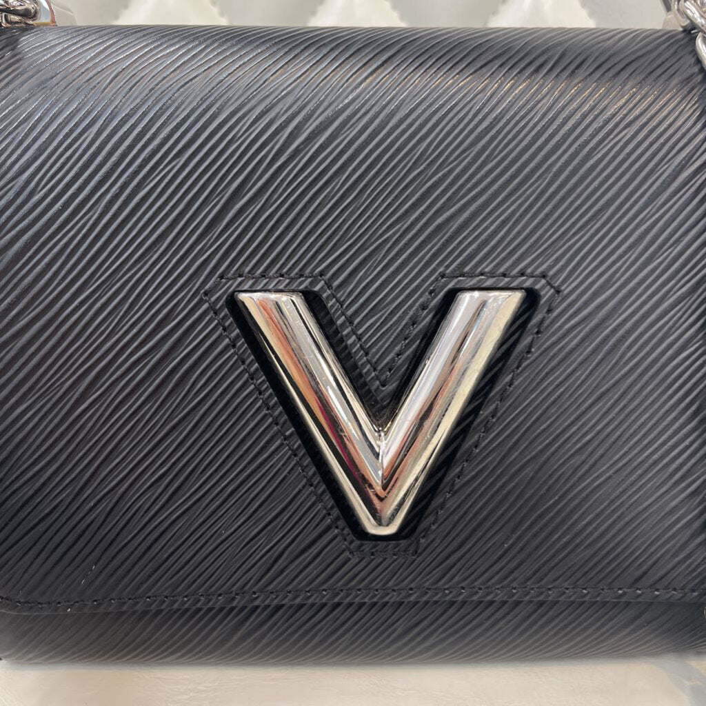 Louis Vuitton HANDBAGS black