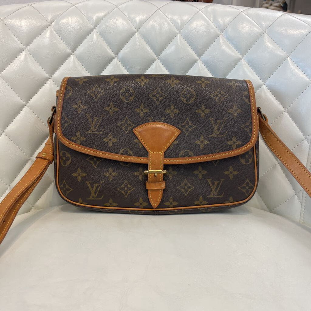 Louis Vuitton Sologne HANDBAGS mono