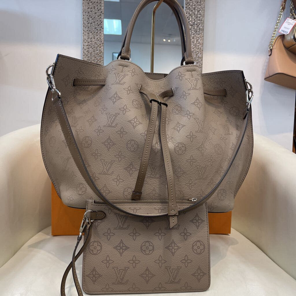 Louis Vuitton Mahina Girolata HANDBAGS grey