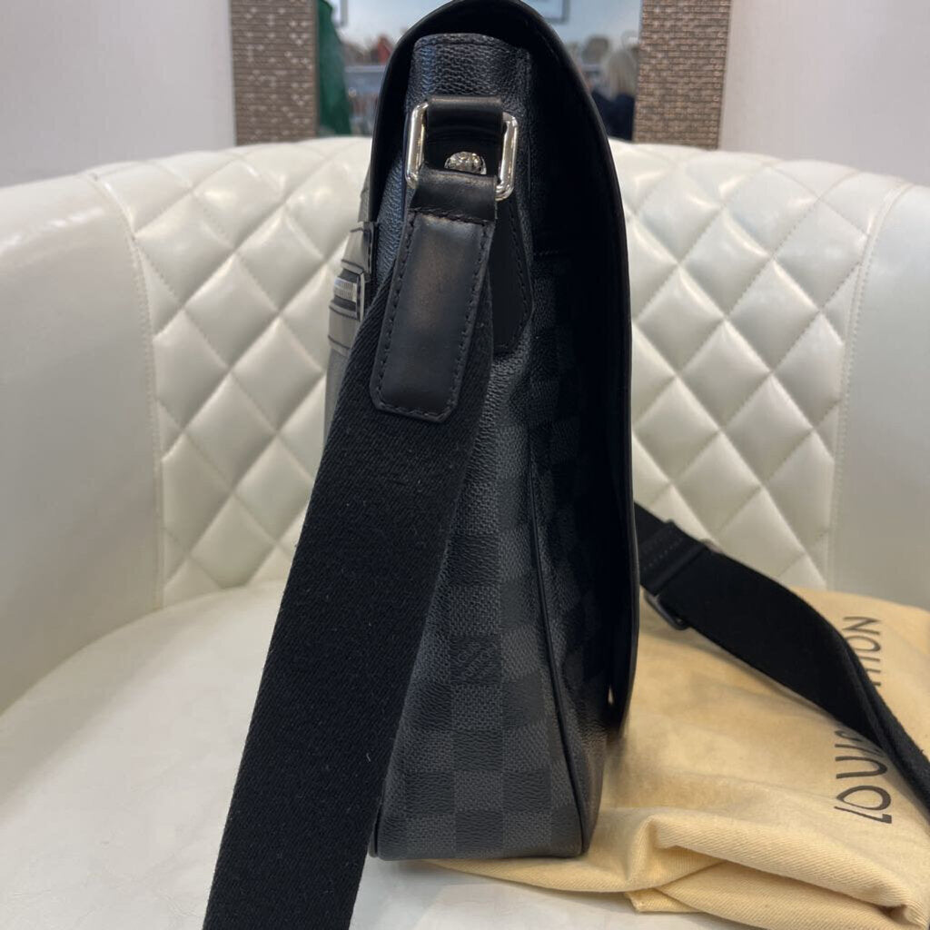 Louis Vuitton Daniel Messenger HANDBAGS graphite