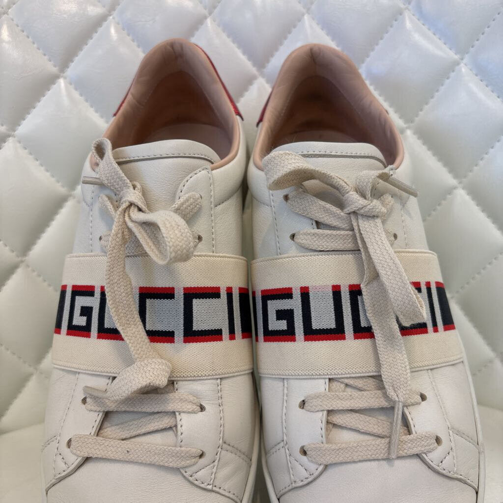 gucci SHOES 38