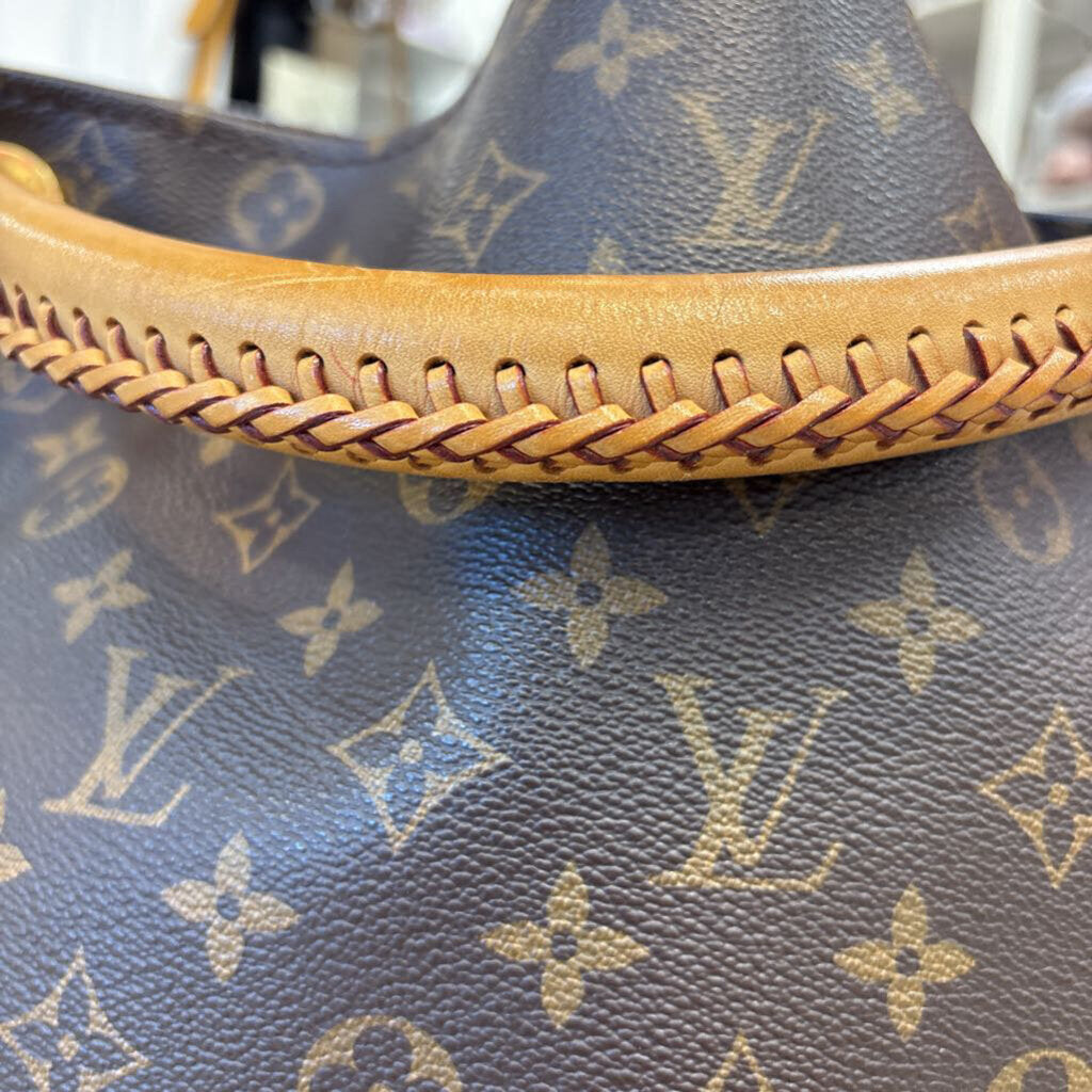 Louis Vuitton Artsy HANDBAGS MM monogram