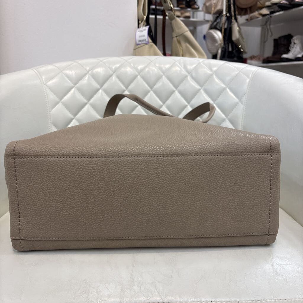 marc jacobs HANDBAGS M Tan