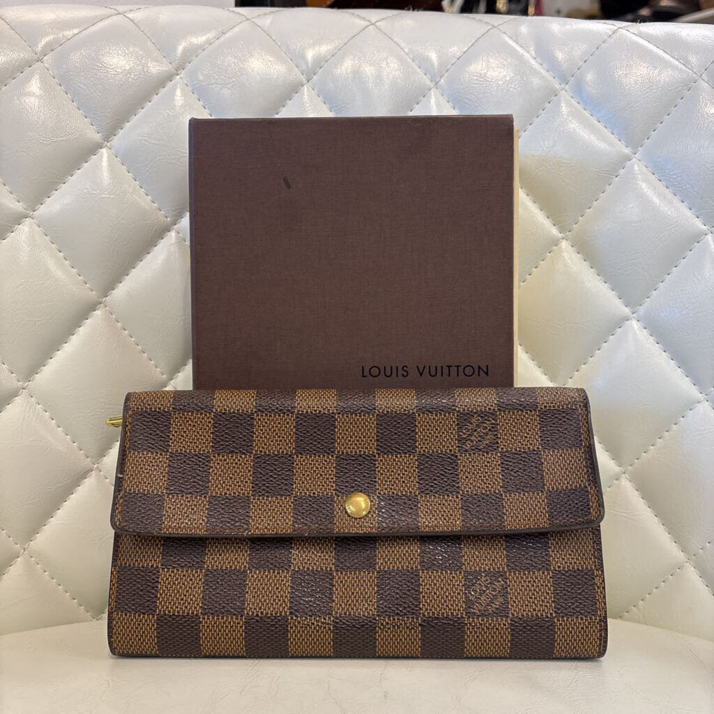 Louis Vuitton WALLET monogram