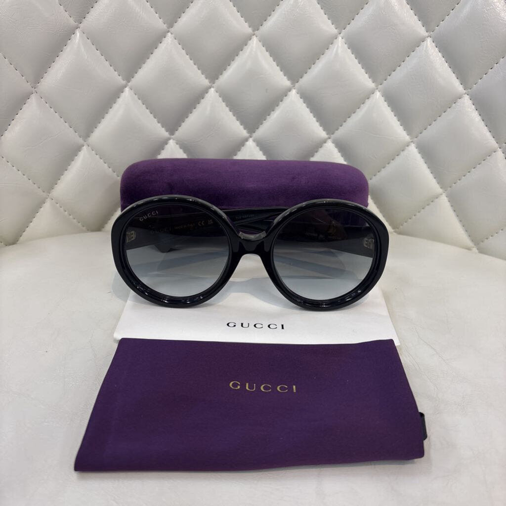 gucci ACCESSORIES black