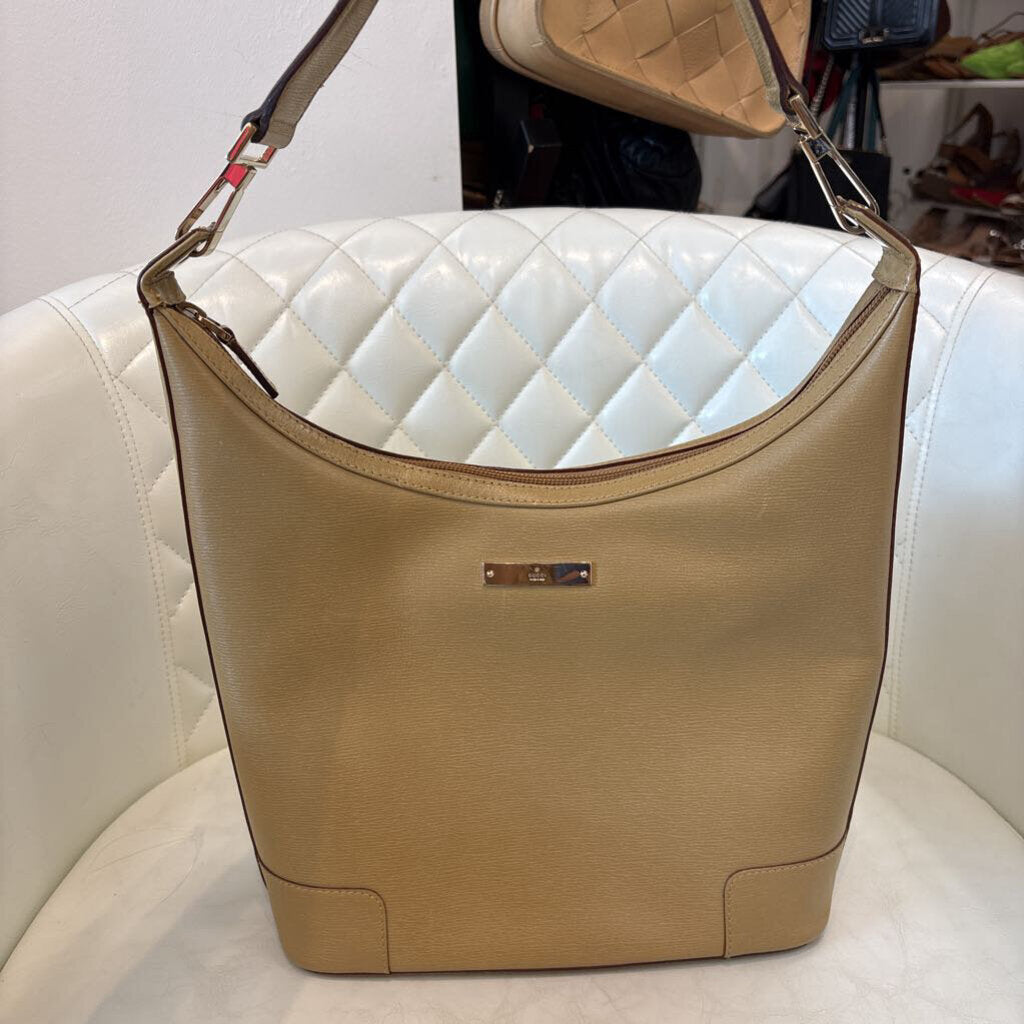 gucci HANDBAGS tan