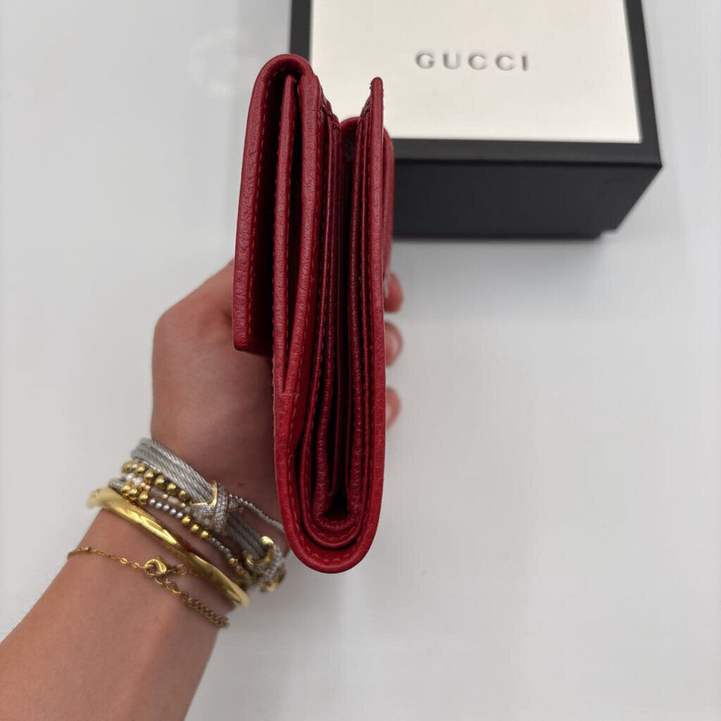 Gucci Marmont WALLET red