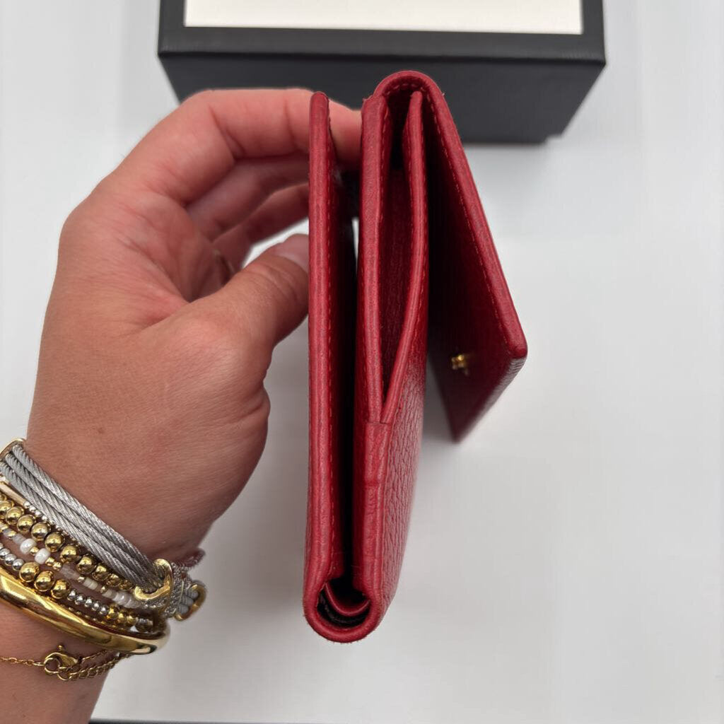 Gucci Marmont WALLET red