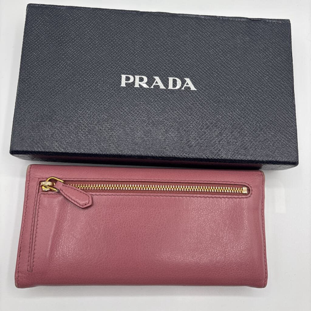 Prada WALLET pink