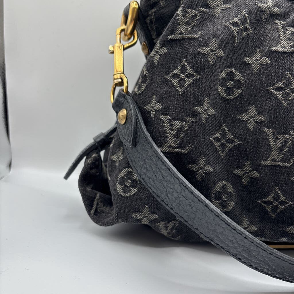 Louis Vuitton HANDBAGS black denim