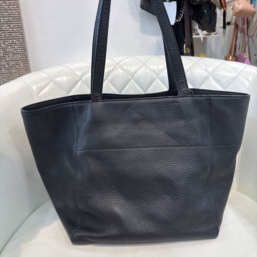 Prada HANDBAGS black