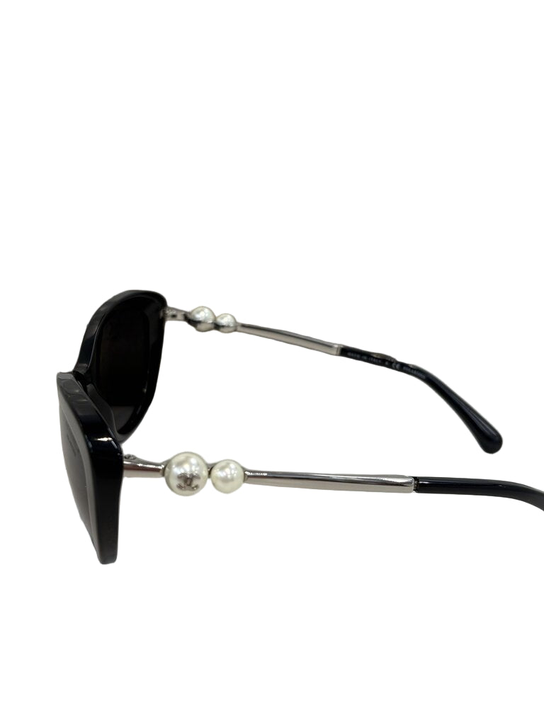 Chanel ACCESSORIES black