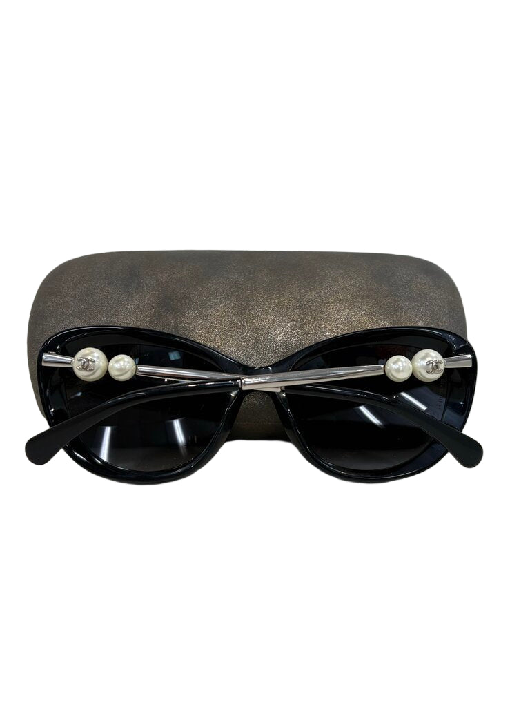 Chanel ACCESSORIES black