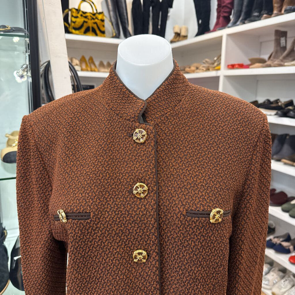 St John CLOTHING 8 brown