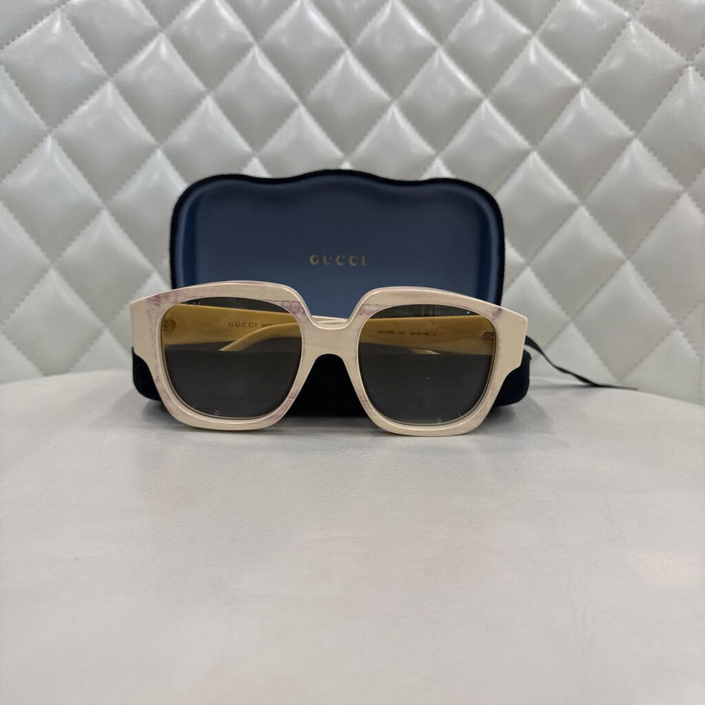 gucci ACCESSORIES white