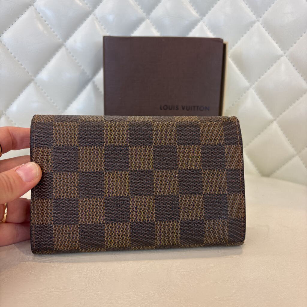 Louis Vuitton WALLET Damier