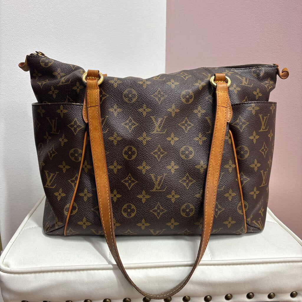 Louis Vuitton Totally HANDBAGS MM Monogram