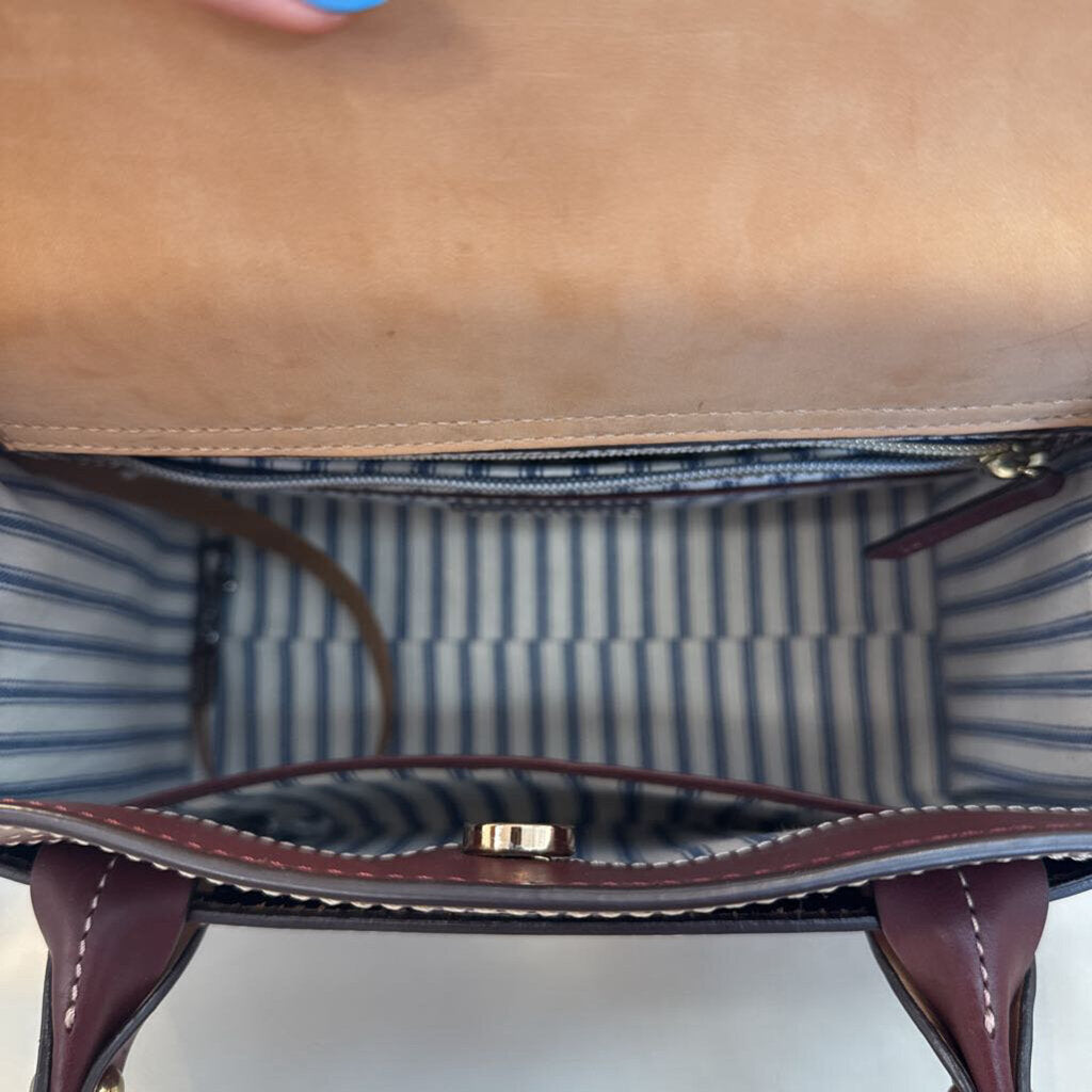 Dooney & Bourke HANDBAGS garnet