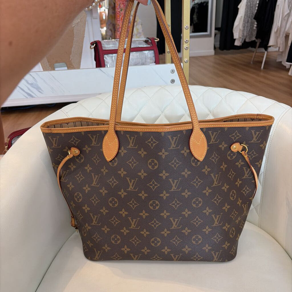 Louis Vuitton HANDBAGS MM Monogram