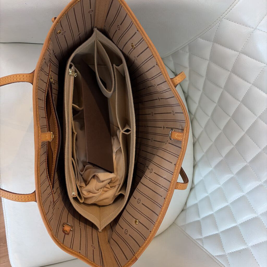 Louis Vuitton HANDBAGS MM Monogram
