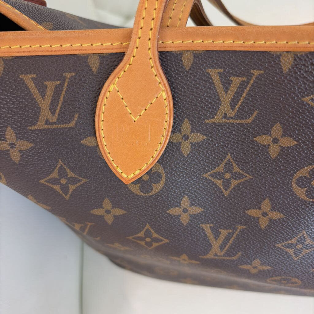 Louis Vuitton HANDBAGS MM Monogram