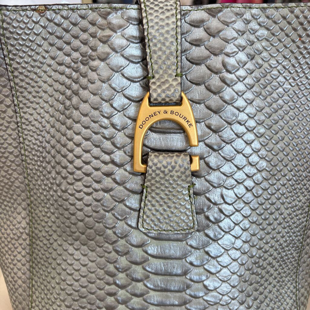 Dooney & Bourke HANDBAGS Blue