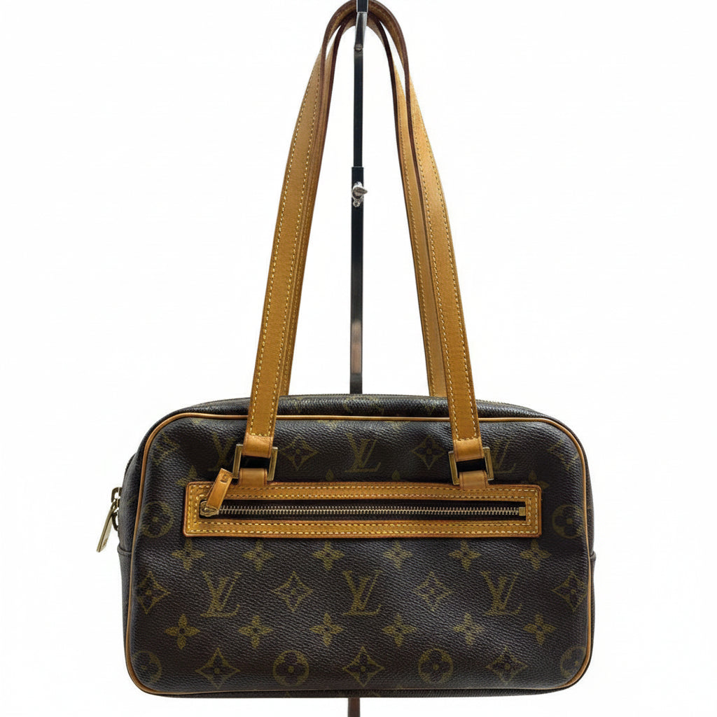 Louis Vuitton - R BAG monnogram