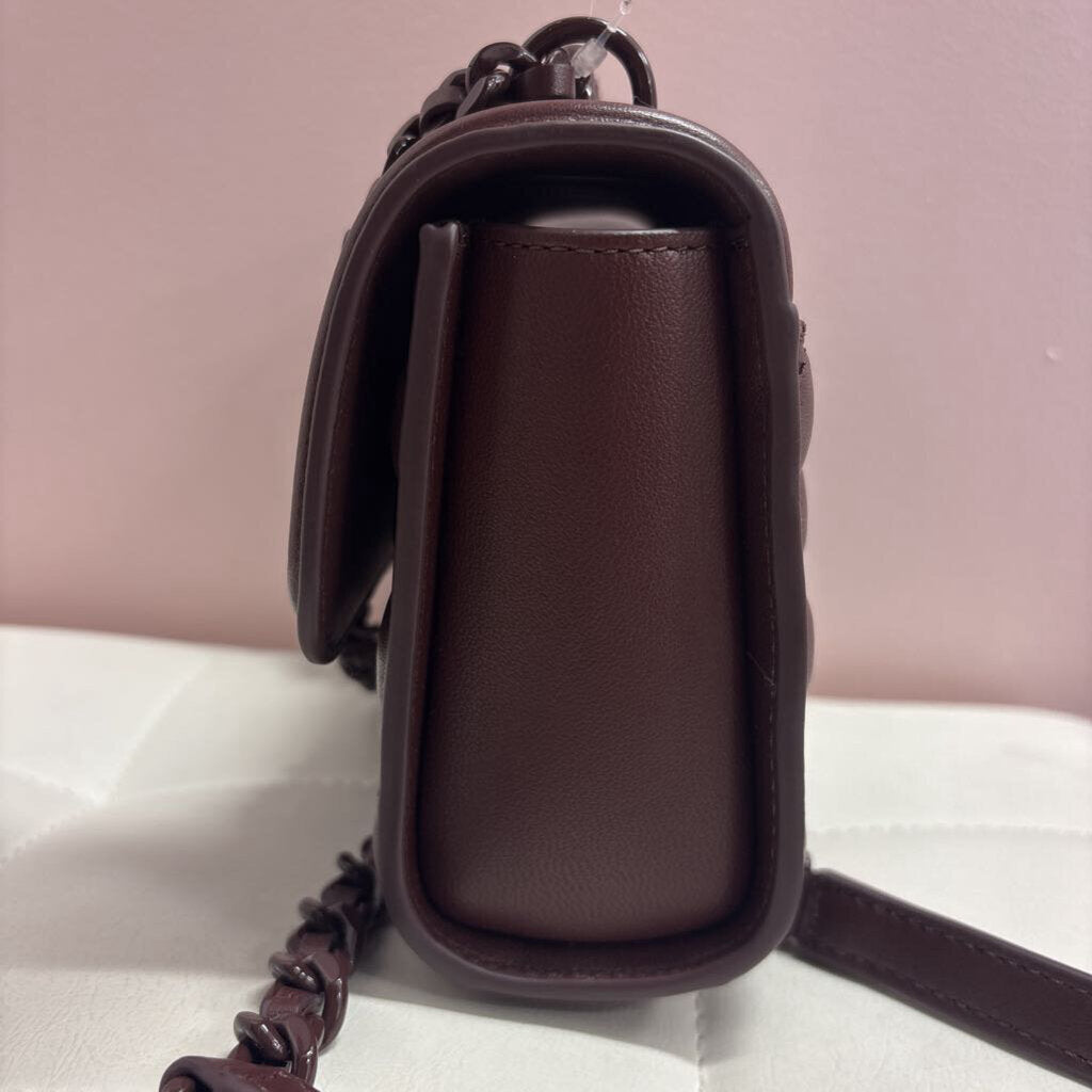 BAG maroon