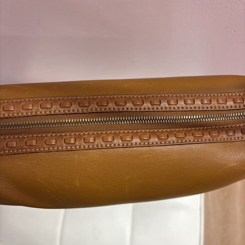 gucci BAG tan
