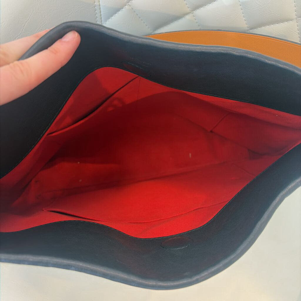 Louis Vuitton - R BAG monnogram