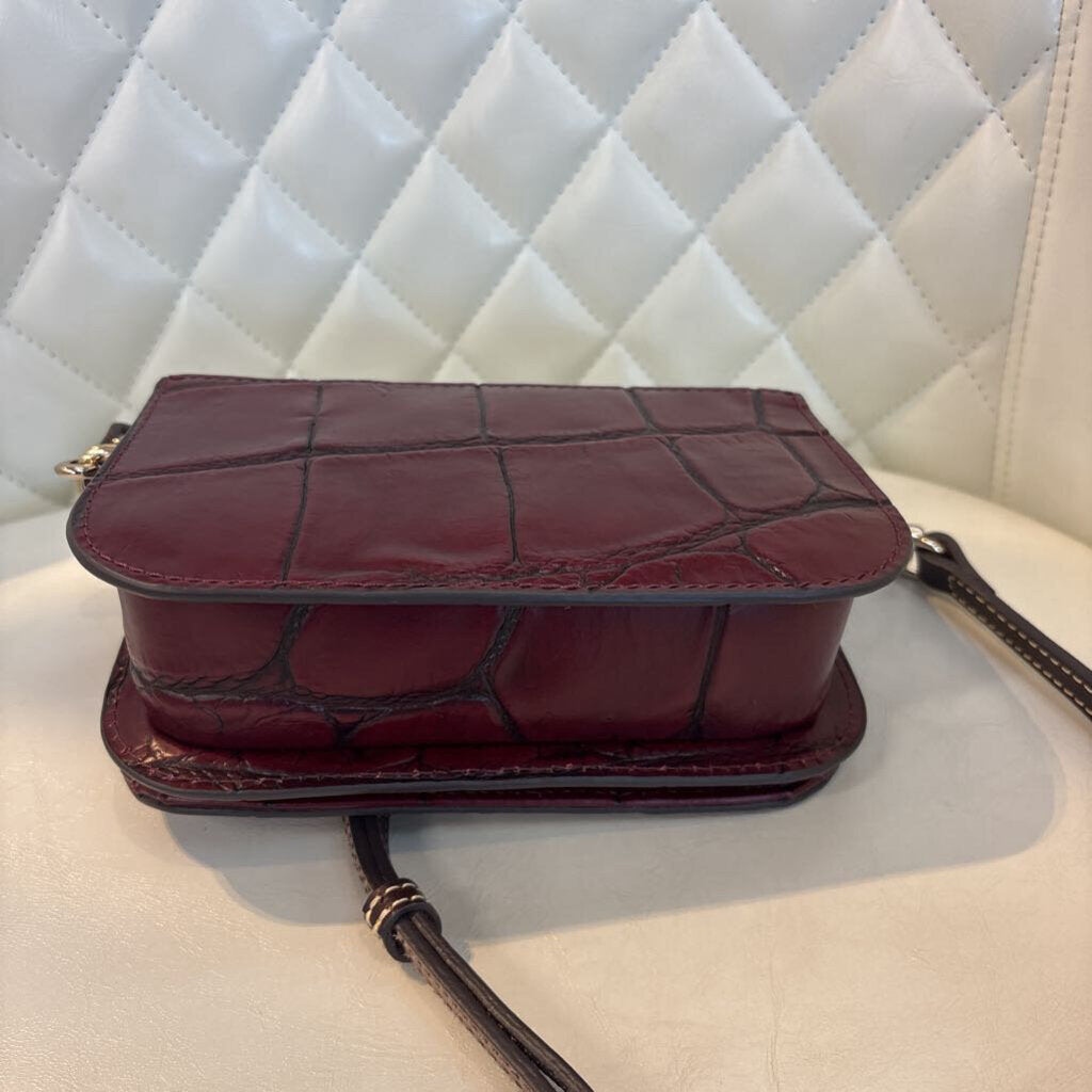 Dooney & Bourke HANDBAGS Small burgundy